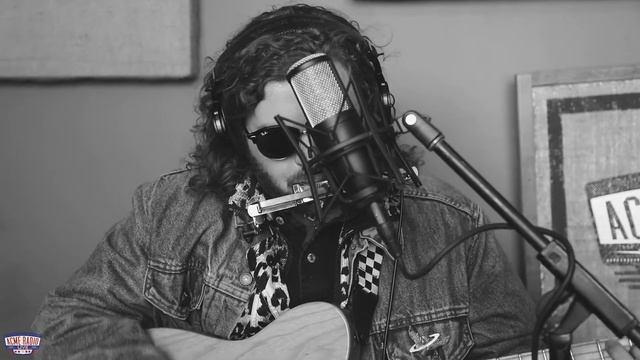 Saw Black - "Blocking Out the Windows" - Acme Radio Session смотреть онлайн