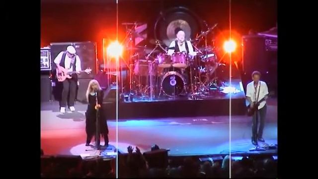 Fleetwood Mac - Don't Stop (San Jose, 06.29.2004) смотреть онлайн