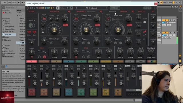 Checking Out DrumComputer by Sugar Bytes! смотреть онлайн