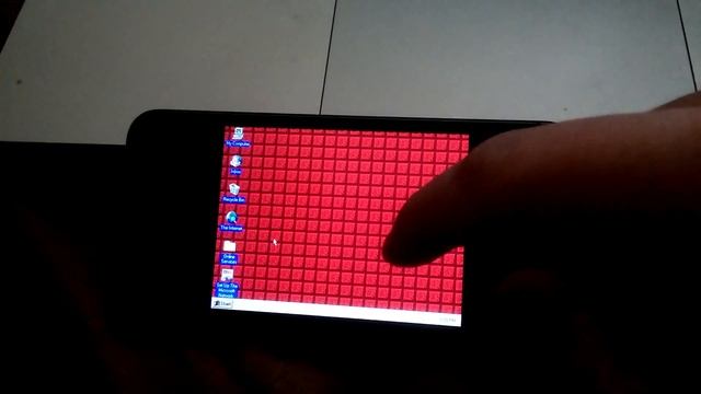 Windows 95 on iPhone 5s!! смотреть онлайн