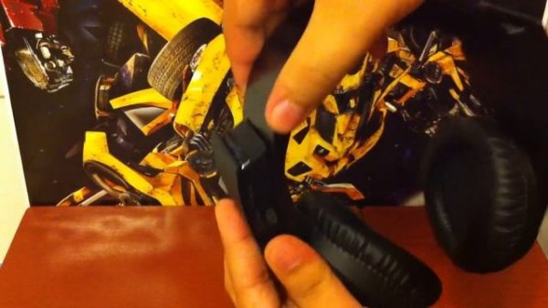 Sony PS3 Wireless Stereo Headset 7.1 Virtual Surround Sound Unboxing/Review