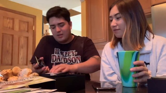 Unboxing iPhone 11 pro max midnight green!!! смотреть онлайн