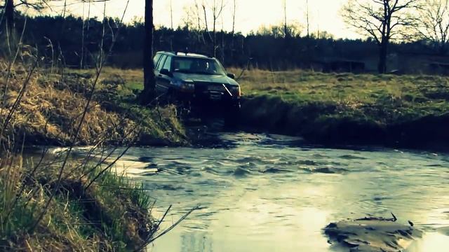 Grand Cherokee ZJ 5.2 смотреть онлайн