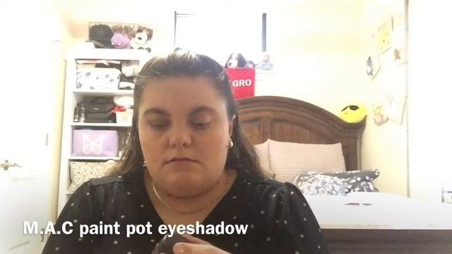 M.A.C Paint Pot VS Urban Decay Eyeshadow Primer|Makeup_Medina1 смотреть онлайн