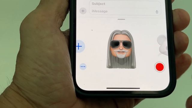 How to send Memoji in iMessages on iPhone iOS 17 смотреть онлайн
