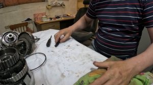 Ремонт акпп мицубиси паджеро мини , часть 2 . Переборка фрикционных дисков .