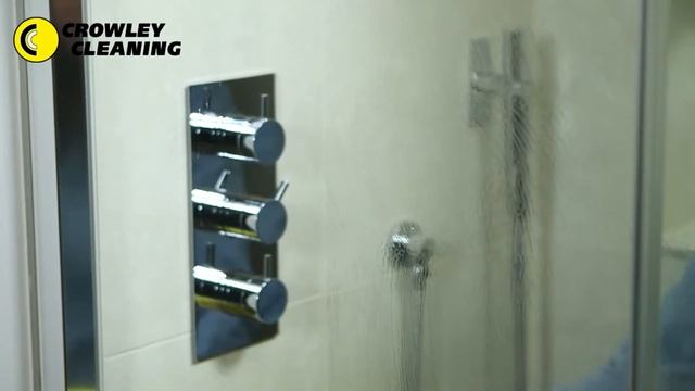 How To Clean Shower Screens With A Karcher Window Vac - Crowley Cleaning смотреть онлайн