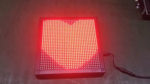 An LED display screen for installing the rear window of a car. Various effects can be displayed. смотреть онлайн