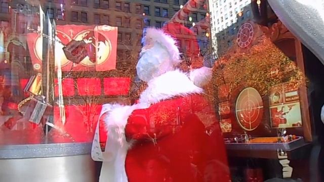 Macy's Holiday Windows 2016- 3 (12-4-16) смотреть онлайн