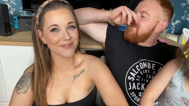 COUPLES Q&A / GET TO KNOW US 🧔♂️👩🏻 смотреть онлайн