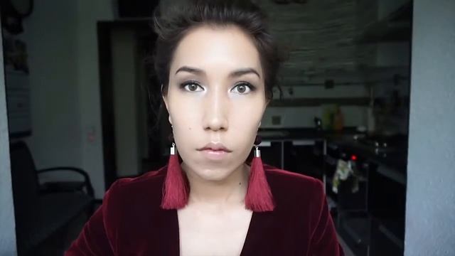 Makeup with MAC lipstick SO GOOD смотреть онлайн
