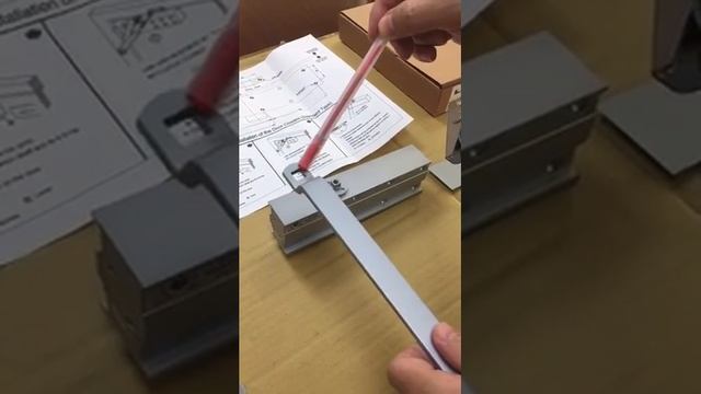 Luter - DR 980 Door Closer Installation Video смотреть онлайн