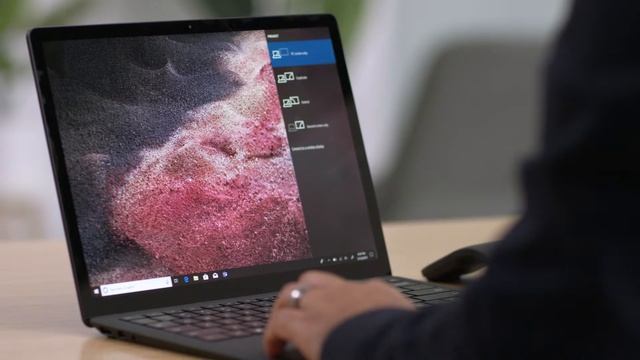 Connect & Project From Your Device to the new Surface Hub 2S смотреть онлайн