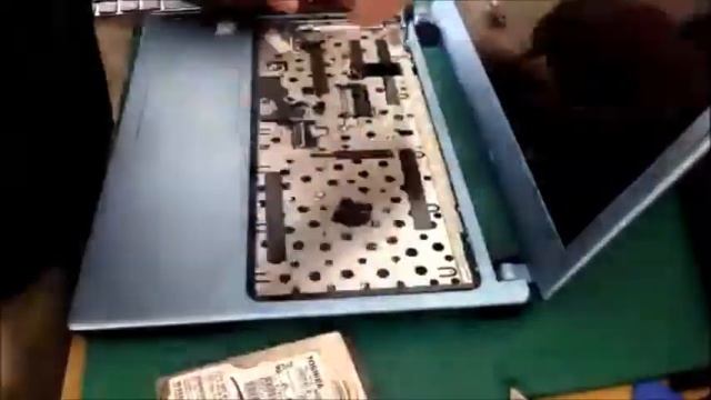 Acer V5-431 Laptop Teardown Timelapse смотреть онлайн
