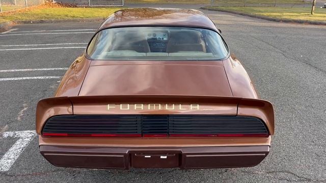 1979 Pontiac Firebird FORMULA Coupe смотреть онлайн