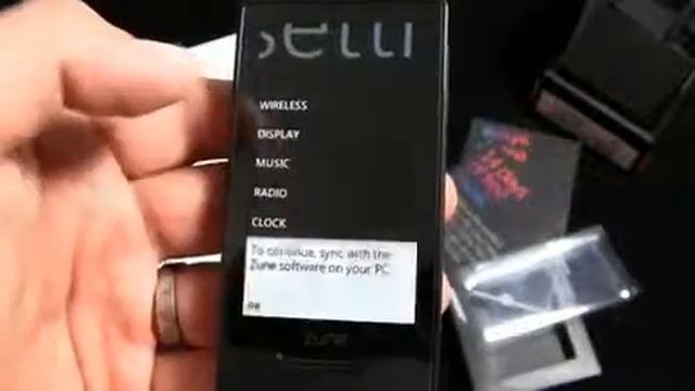 Microsoft Zune HD and Zune HD AV Dock Unboxing смотреть онлайн