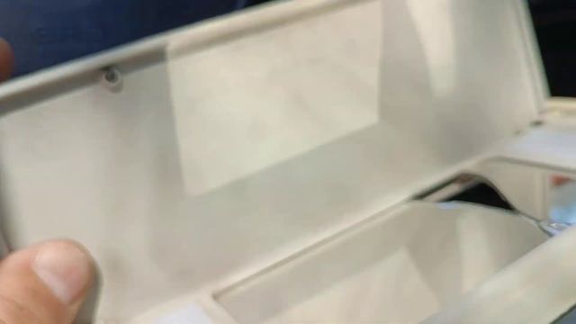 Замена зеркала солнцезащитного козырька Mercedes benz w210 смотреть онлайн