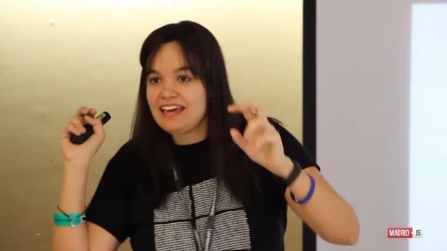 Me encanta que los estándares salgan bien - Isabel Cabezas - Codemotion 2015 смотреть онлайн