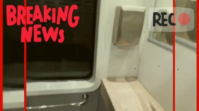 Vande Bharat Express window glass broken #trending #viral #train смотреть онлайн