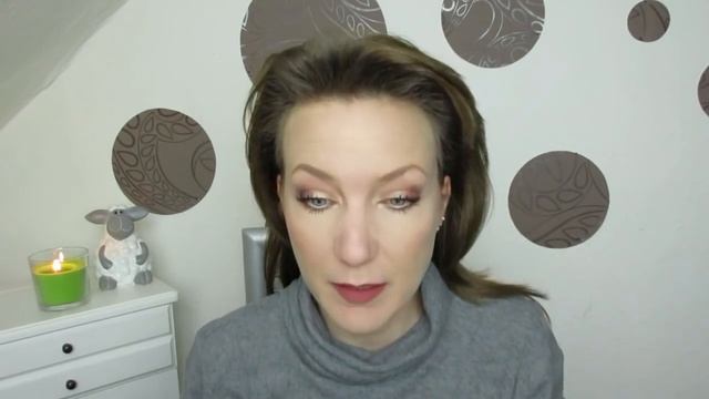 Mac Face & Body Foundation - helle Haut [deutsche First Impression] смотреть онлайн