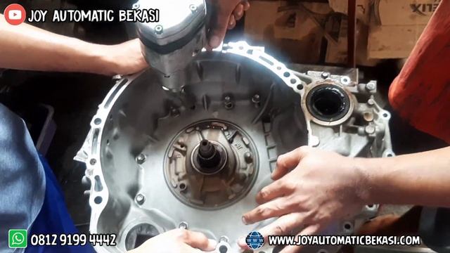 DAPET KIRIMAN TRANSMISI MATIC TOYOTA HARRIER 2400 CC. KELUHANNYA GAK BISA MUNDUR смотреть онлайн