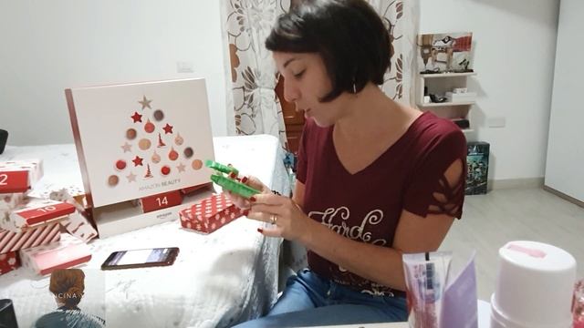 CALENDARIO DELL' AVVENTO AMAZON BEAUTY (UNBOXING)!! смотреть онлайн