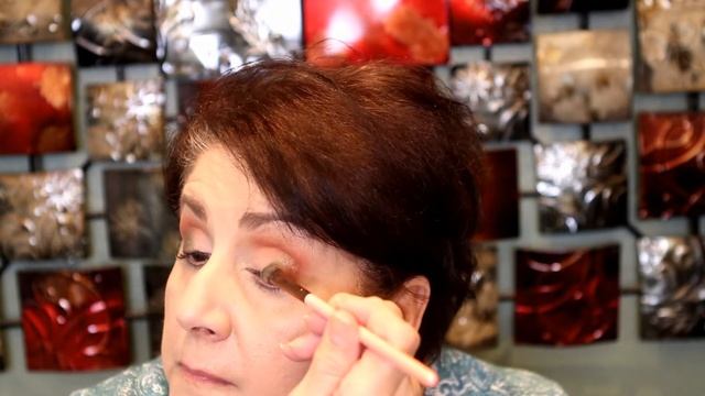 GLAM UP YOUR ALL DAY MAKEUP IN LESS THAN 10 MINUTES/MATURE SKIN смотреть онлайн