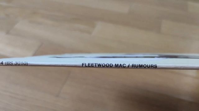 Vinyl record opening #88 Fleetwood Mac смотреть онлайн