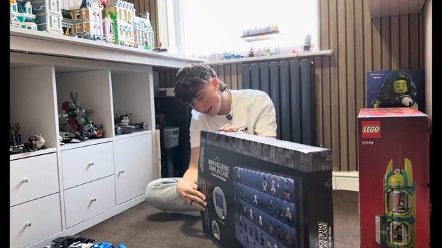 Buying A Awesome Display Case For My Minifigures! смотреть онлайн