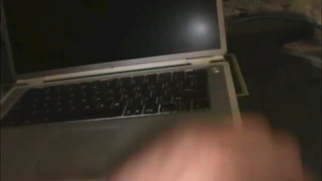 Apple PowerBook G4 Titanium смотреть онлайн