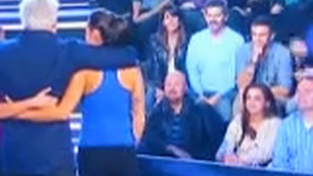 Guy Fieri Minute to Win It: " just rocked the house...with your mom!" смотреть онлайн