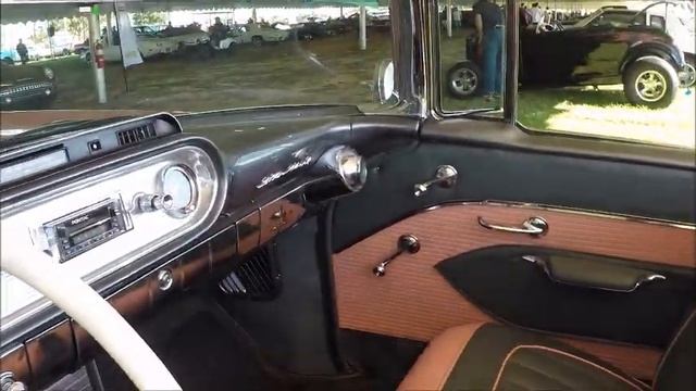 1957 Pontiac Star Chief Convertible CoralIvory MecumKissimmee0105195059 смотреть онлайн