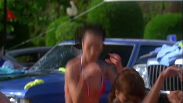 GLEE - I bust your windows out your car (Full Performance) HD смотреть онлайн