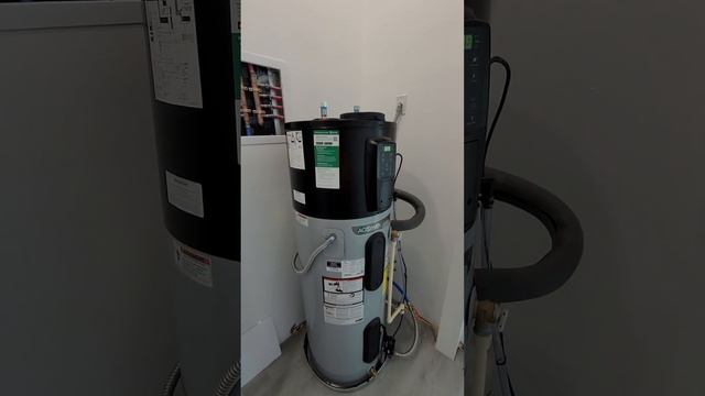 newest ao smith hybrid heat pump water heater. смотреть онлайн