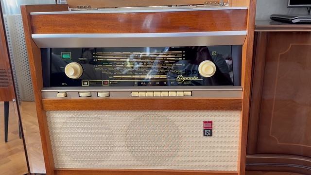 Радиола Rigonda MONO//Vinil/Bluetooth/Radio-FM’1968 смотреть онлайн