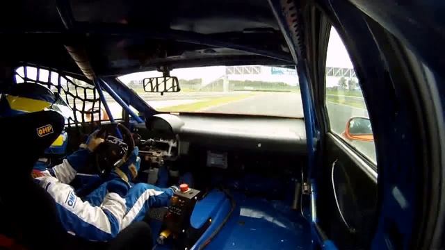 Peter DERAY 1ere Seance de roulage Seat Copa Leon Val de Vienne 4 Juin 2012 смотреть онлайн