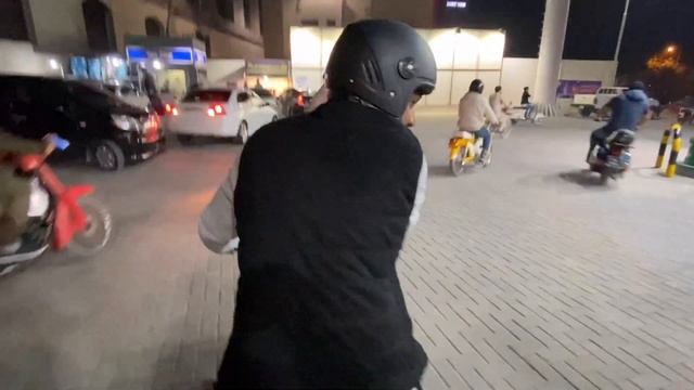 Lemo Vespa - First Ride/Vlog смотреть онлайн