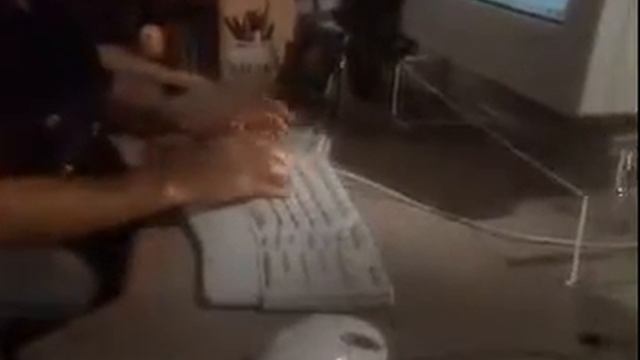 Microsoft Keyboard off windows 98 SE CD-ROM смотреть онлайн