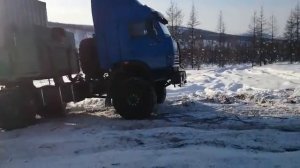 северный дальнобой.  зимник.  якутия