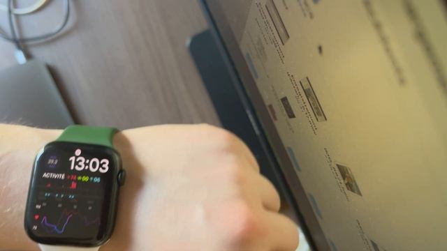 How to Improve Battery Life on Apple Watch 7,6,5: Battery Saving Tips - Low Energy Mode Shortcut 🔋 смотреть онлайн