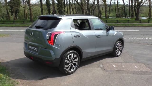 SsangYong Tivoli 1.5 Ultimate T Auto finished in Techno Grey , video walkaround! смотреть онлайн