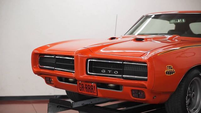 1969 Pontiac GTO with Judge Trim for Sale - Startup & Walkaround смотреть онлайн