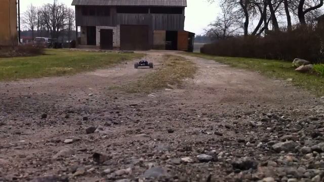 Traxxas Rustler смотреть онлайн