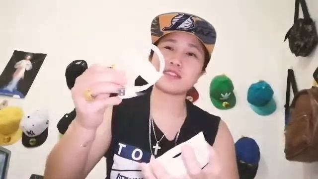 UNBOXING AIRPODS / SUPERMAN CASE смотреть онлайн