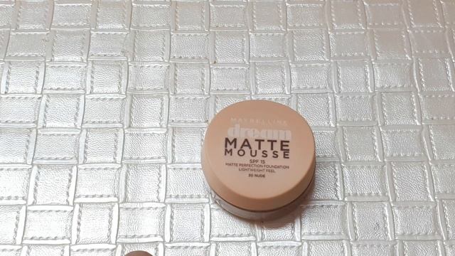 Maybelline Dream Matte Mouse Foundation Review/Hijabi Princess смотреть онлайн