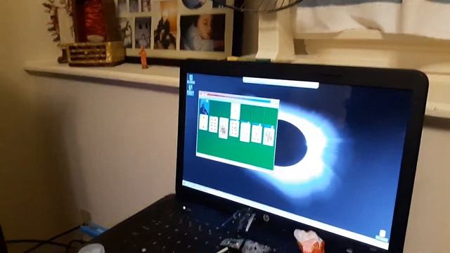Mom tries out windows 2000, (pranked again) смотреть онлайн