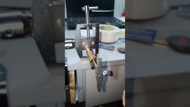 Отмычка для вскрытия Kale 164 CEC Turkey #lockpick #lockpicks #lockpicking #отмычки 🇹🇷 смотреть онлайн