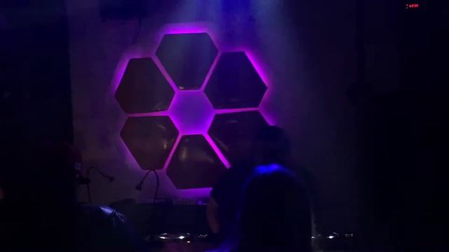 Homecoming NYE, Proxy & Lantern смотреть онлайн