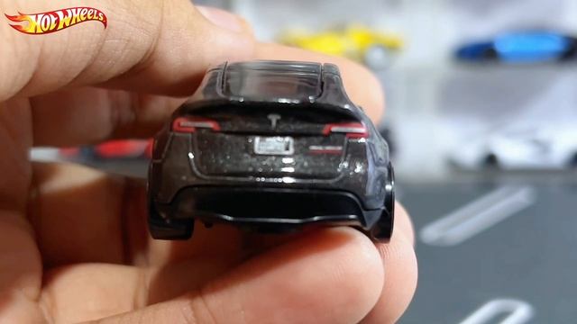 Unboxing Hot Wheels 2023 Tesla Model Y смотреть онлайн