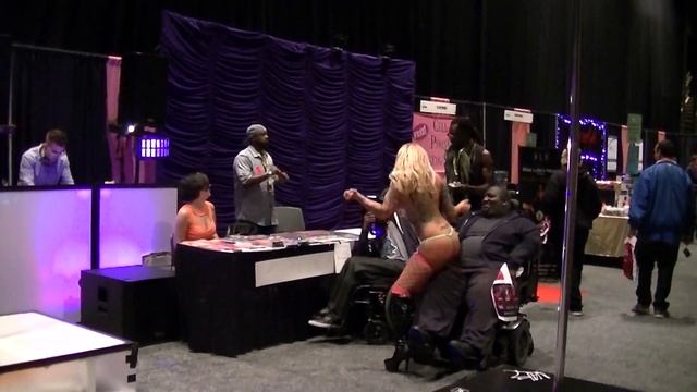 ATLANTIC CITY 2014 EXXXOTICA EXPO смотреть онлайн